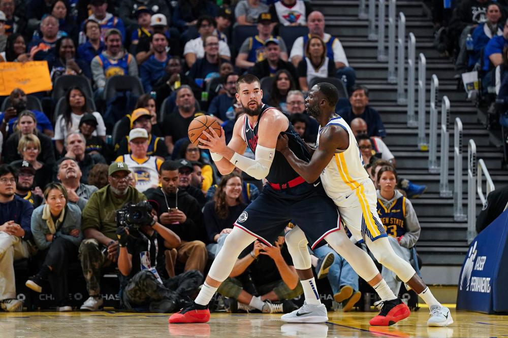 对加拿大足 对加拿大足