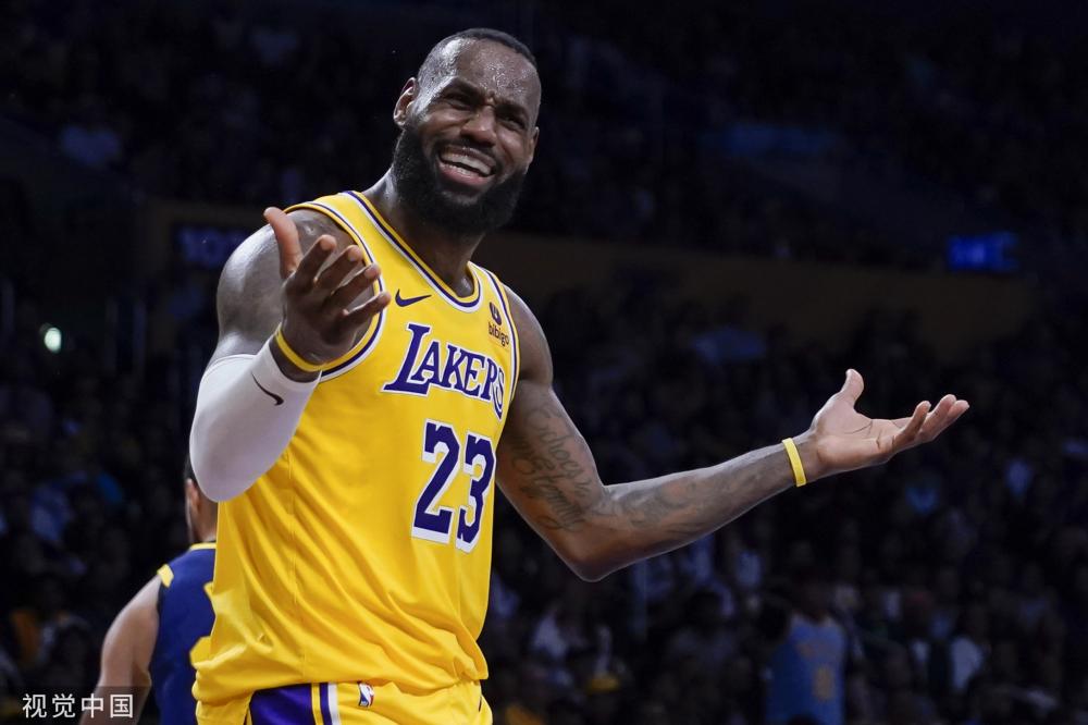 足球发展的 足球发展的