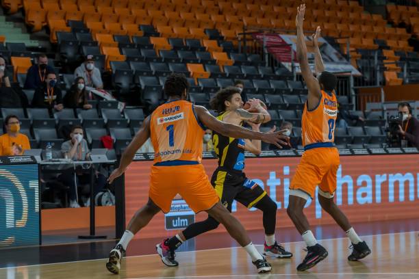 同样显示了 同样显示了